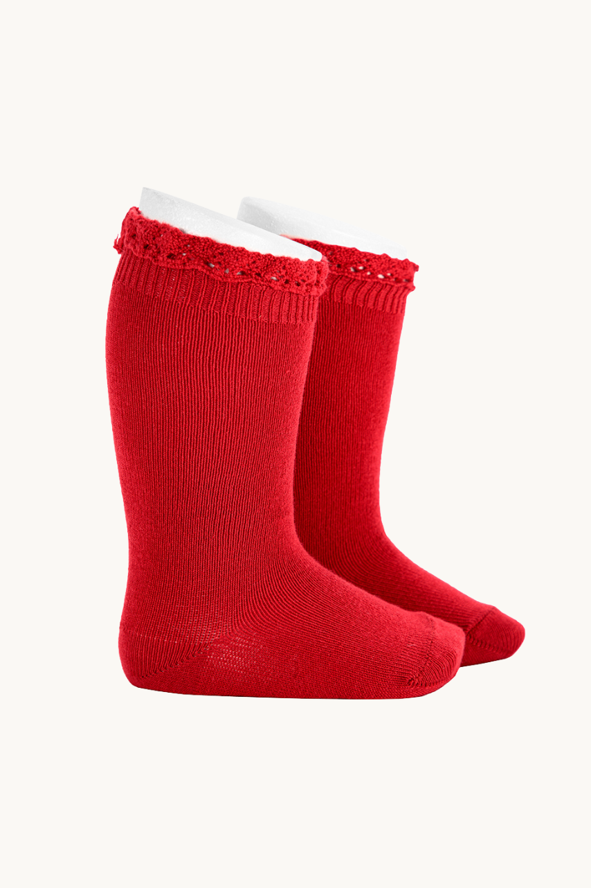 CALCETÍN ALTO PUNTILLA - RED VELVET