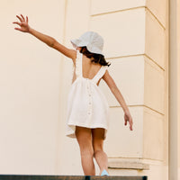 VESTIDO ADELA FLOR BORDADA