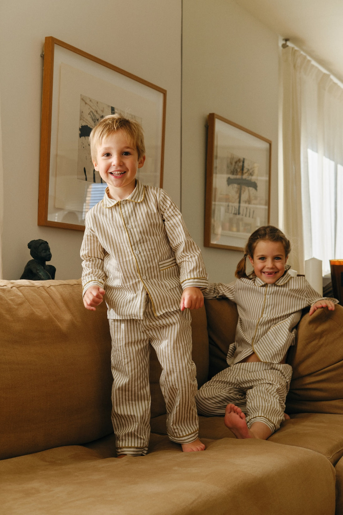 PIJAMA NIÑO OLIVE GREEN STRIPES - COLABORACIÓN MOLIS & CO