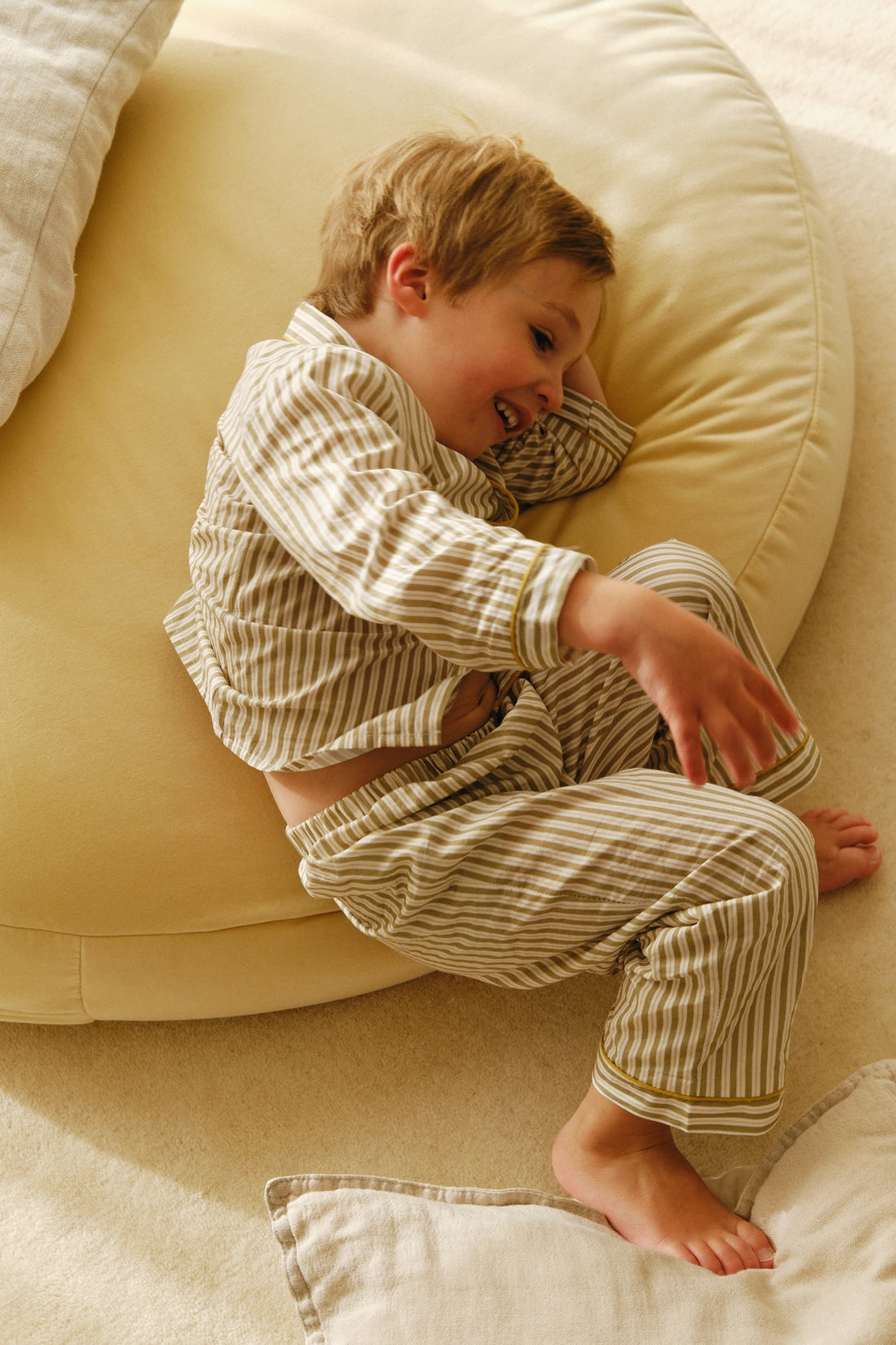 PIJAMA NIÑO OLIVE GREEN STRIPES - COLABORACIÓN MOLIS & CO