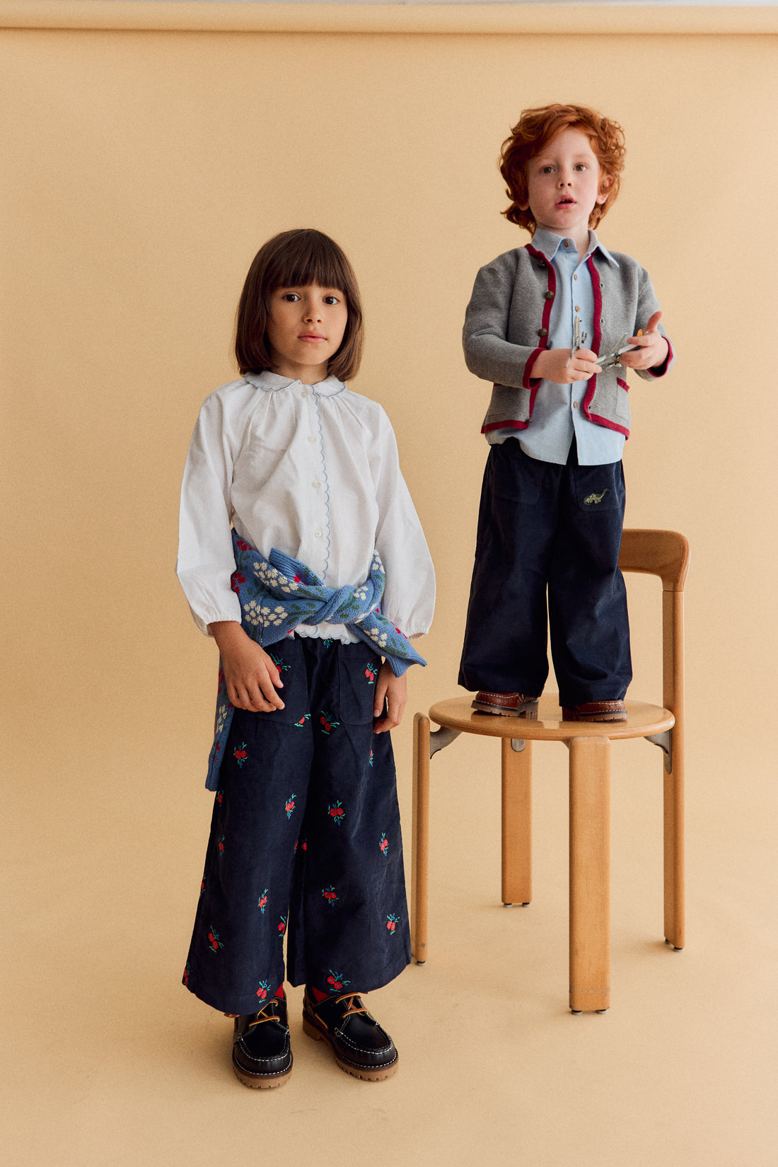 Pantalón Ollie Pana Azul Bordado Flor