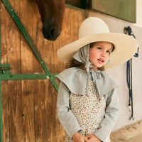 Peto Penelope Flores
