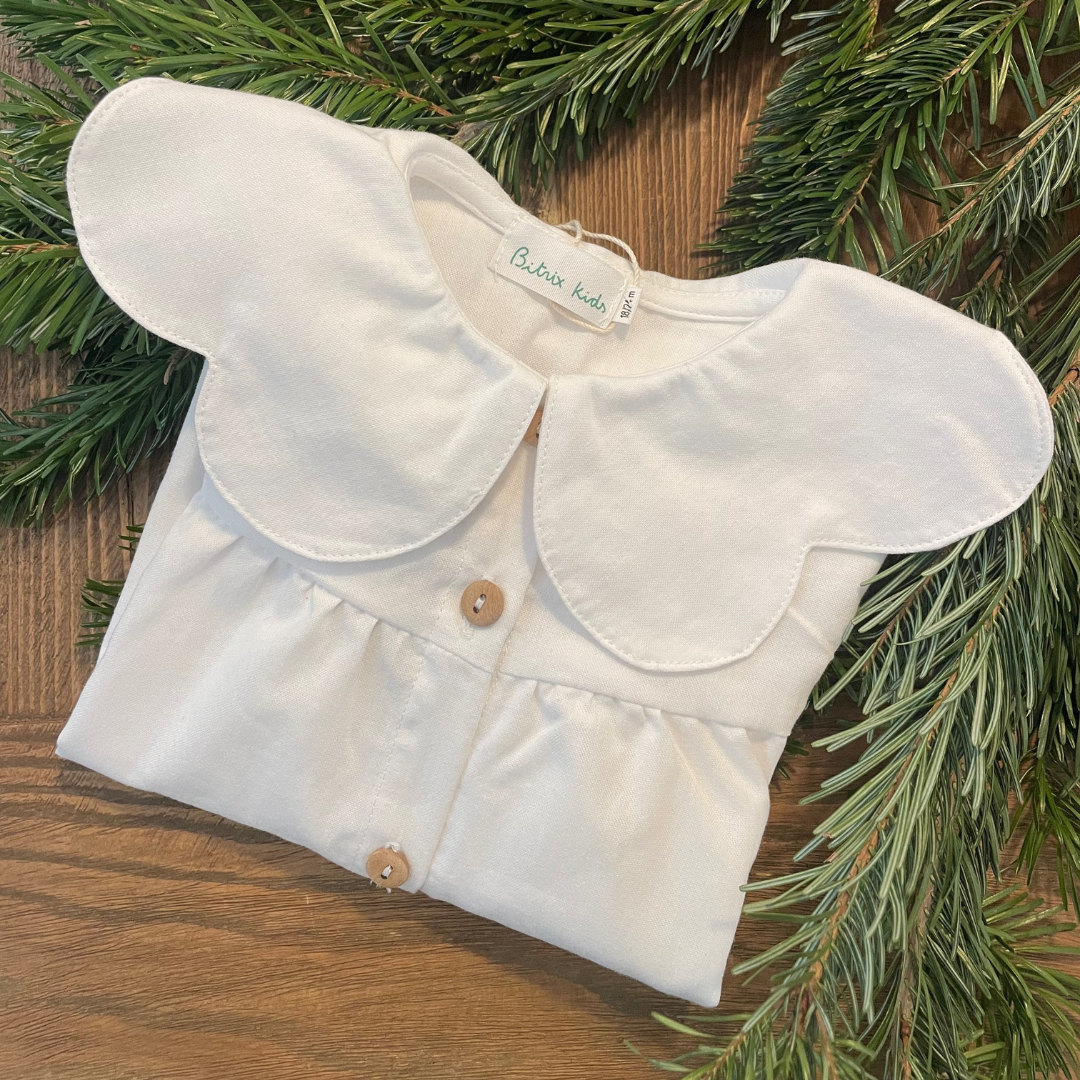 Blusa flor-Oxford blanco