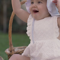 PETO ADELA FLOR BORDADA