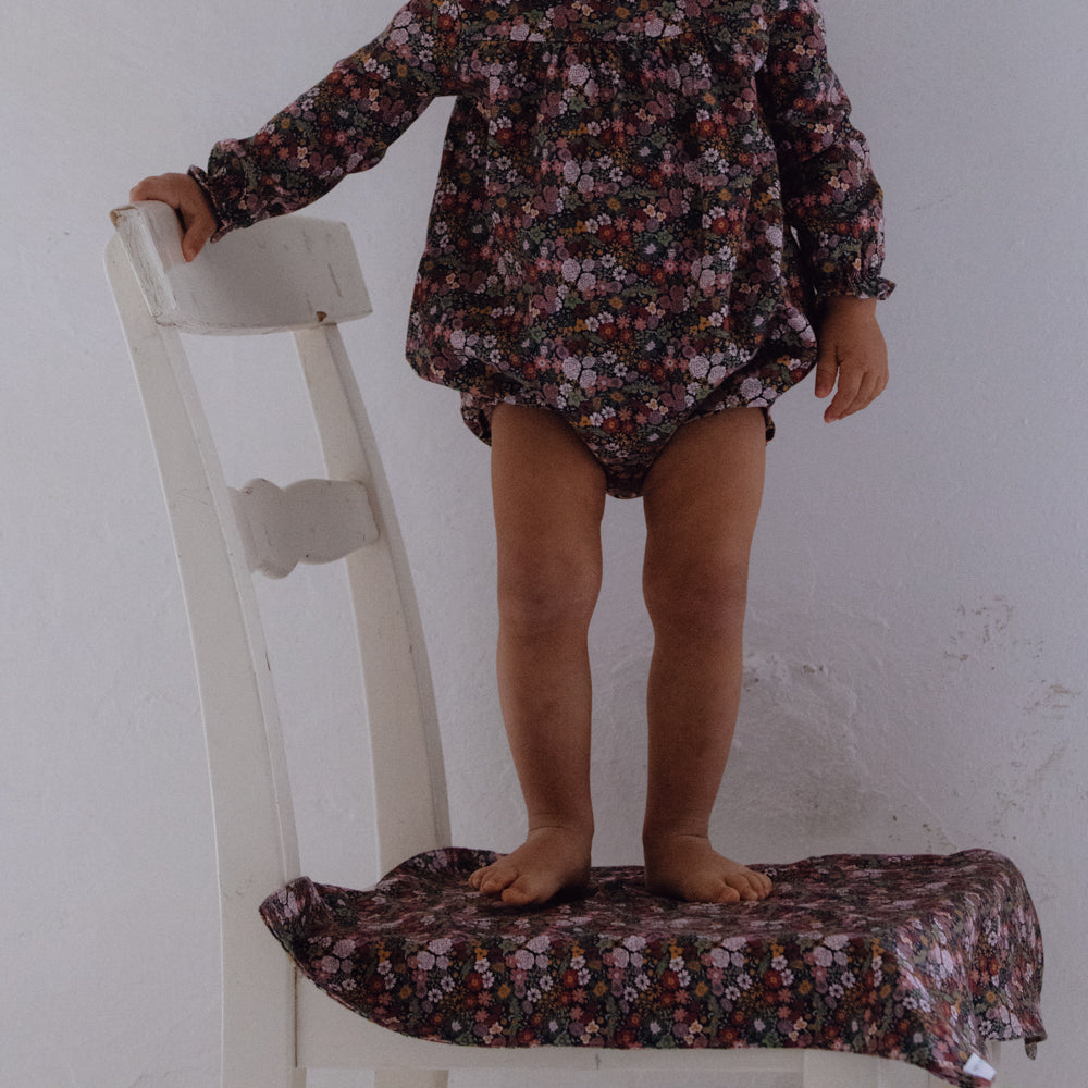 Pelele Julie - flor silvestre
