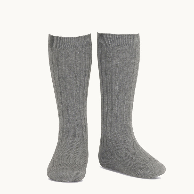 Calcetín alto básico canalé- gris claro
